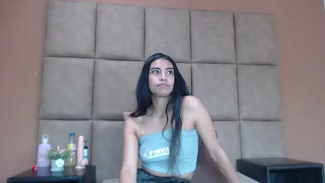 Emily Mitchell online show from 10.16.25