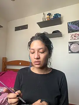 kittyMone  online show from 09.23.25