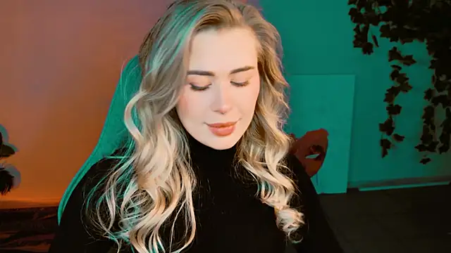 AdelLoyss online show from 10.26.25