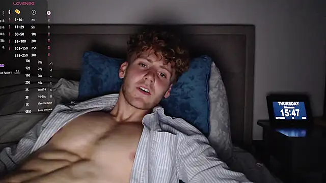 DominantAlex18 online show from 10.23.25