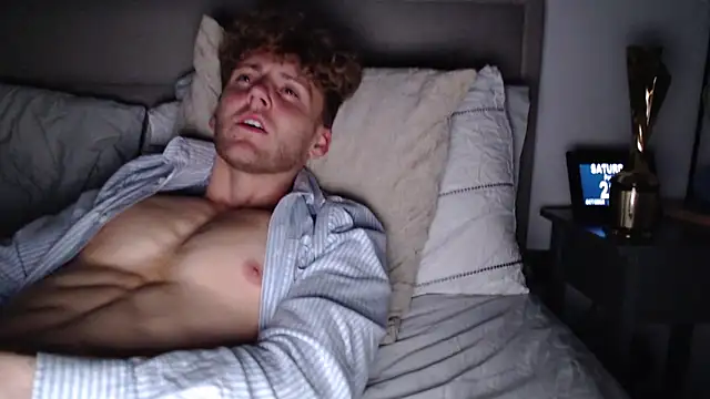 DominantAlex18 online show from 10.25.25