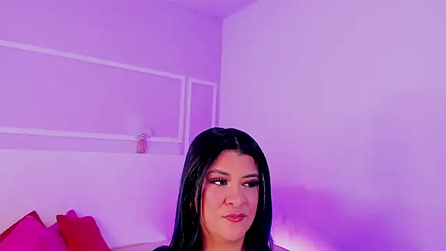 TianaGlow26 online show from 02.14.26