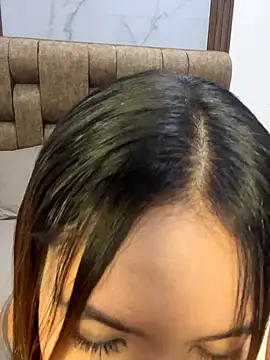 Snapshot of Allyson_gh chatting on 11.07.25 Allyson gh online show from 11.07.25