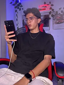 rickyvalentino online show from 09.19.25