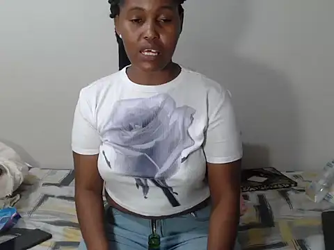 NaughtyHornyBitch  online show from 09.25.25