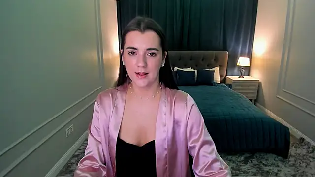 Snapshot of mintydaze chatting on 10.07.25 mintydaze online show from 10.07.25