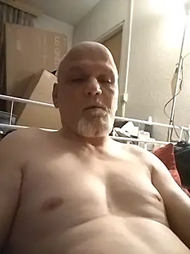 NacktDaniel online show from 10.16.25