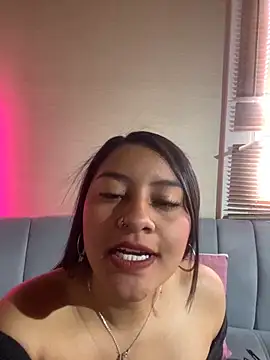 Snapshot of CelestePinkk_ chatting on 09.11.25 CelestePinkk online show from 09.11.25