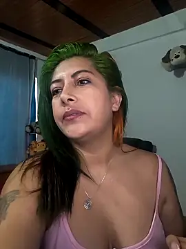 Gleon  online show from 10.31.25