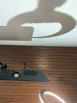 Adele Pinkk online show from 10.31.25