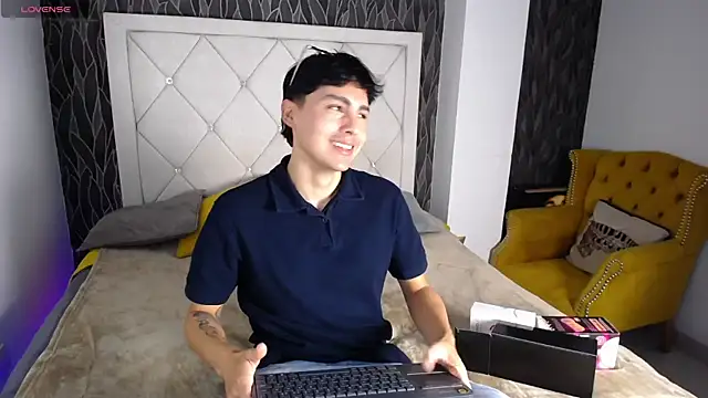 SamuFOXXX online show from 09.11.25