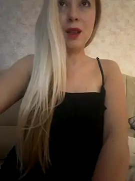 Nikihot   online show from 10.15.25