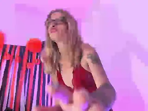 MerryyMendez online show from 10.31.25