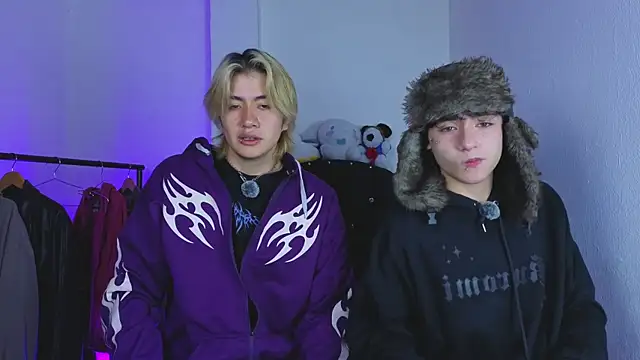 Vamps Lovers online show from 09.15.25