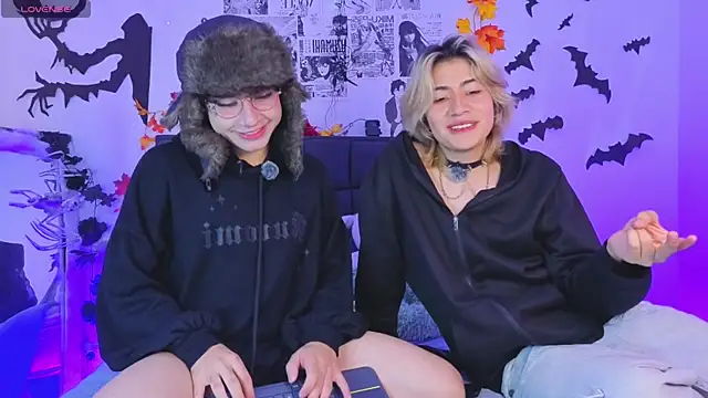 Snapshot of Vamps_Lovers chatting on 11.03.25 Vamps Lovers online show from 11.03.25