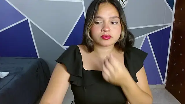 Charlotte greyx online show from 10.07.25