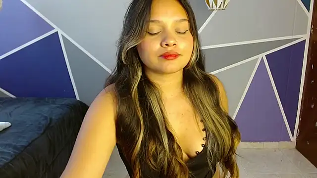 Charlotte greyx online show from 10.23.25