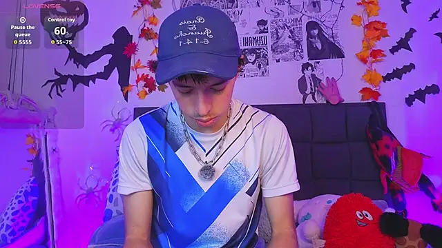 Otter Star online show from 10.15.25