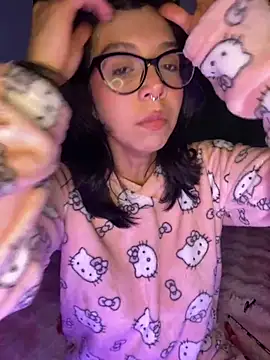 Valen-Foxx online show from 09.16.25