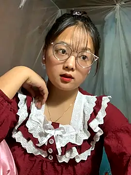 July-y online show from 09.14.25