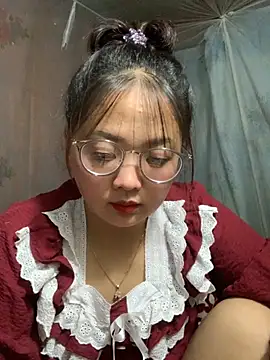 July-y online show from 09.15.25