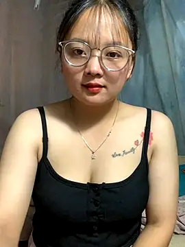 July-y online show from 09.17.25