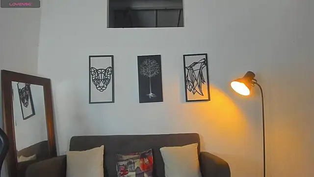 Justin kingX7 online show from 10.04.25