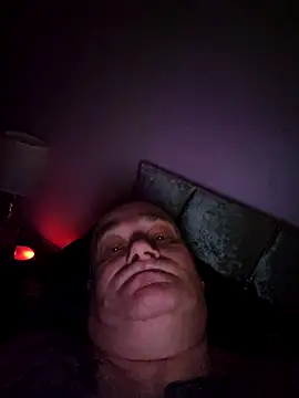 Snapshot of MysteriousToy4 chatting on 04.12.26 MysteriousToy4 online show from 04.12.26