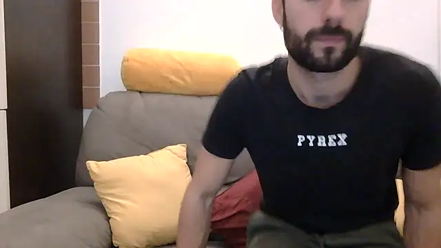 Amicisegreti online show from 11.07.25