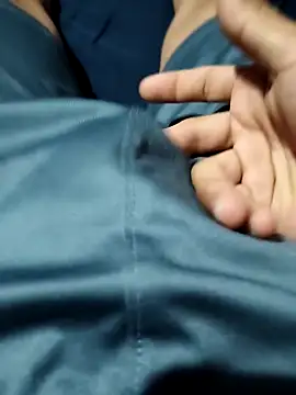 Snapshot of Aaia93 chatting on 10.16.25 Aaia93 online show from 10.16.25