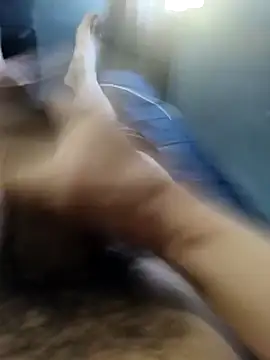 Snapshot of Aaia93 chatting on 10.27.25 Aaia93 online show from 10.27.25