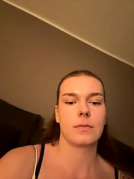 LisaFreier online show from 09.20.25