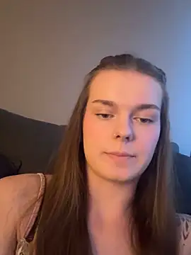 LisaFreier online show from 09.24.25