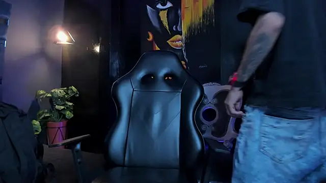 Justin Lakee online show from 10.02.25