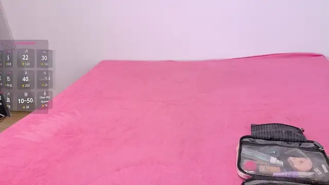 Snapshot of SofiaWildee chatting on 10.04.25 SofiaWildee online show from 10.04.25