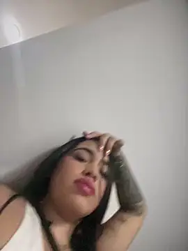 Snapshot of SofiaWildee chatting on 10.08.25 SofiaWildee online show from 10.08.25