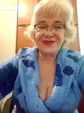 Snapshot of 52MiaLove02 chatting on 10.05.25 52MiaLove02 online show from 10.05.25