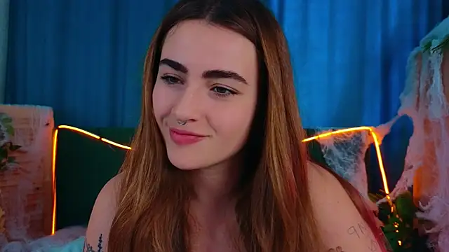 EllaParker online show from 10.23.25