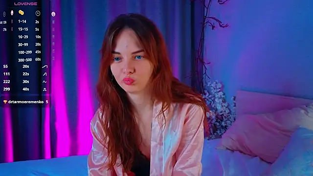 LisaDrake online show from 09.30.25