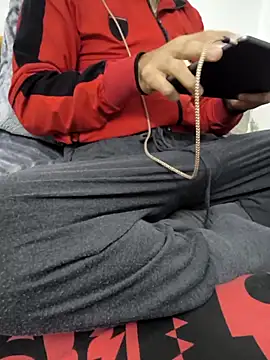 yazinyazin1 online show from 11.22.25