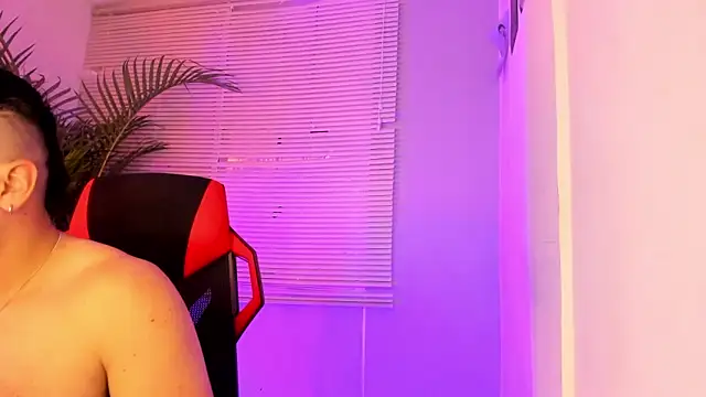 Alexander Diiaz online show from 09.22.25