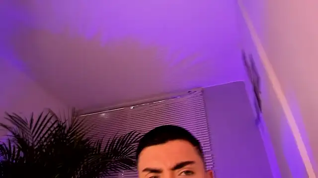 Alexander Diiaz online show from 10.09.25