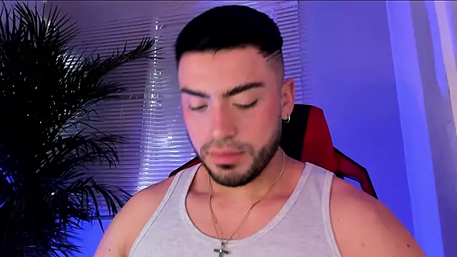 Alexander Diiaz online show from 10.21.25