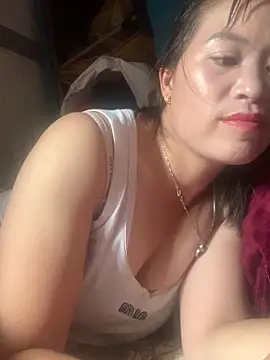 Snapshot of tuyetnhi-00 chatting on 09.11.25 tuyetnhi-00 online show from 09.11.25