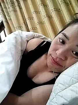 tuyetnhi-00 online show from 11.02.25