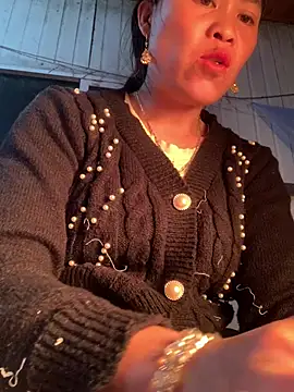 tuyetnhi-00 online show from 01.15.26