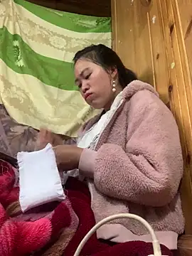 tuyetnhi-00 online show from 02.01.26