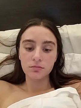 Snapshot of freakylittlebitch69 chatting on 09.16.25 freakylittlebitch69 online show from 09.16.25