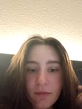 Snapshot of freakylittlebitch69 chatting on 09.23.25 freakylittlebitch69 online show from 09.23.25