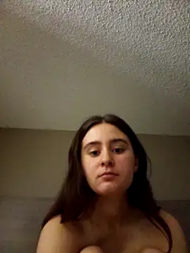 Snapshot of freakylittlebitch69 chatting on 10.20.25 freakylittlebitch69 online show from 10.20.25